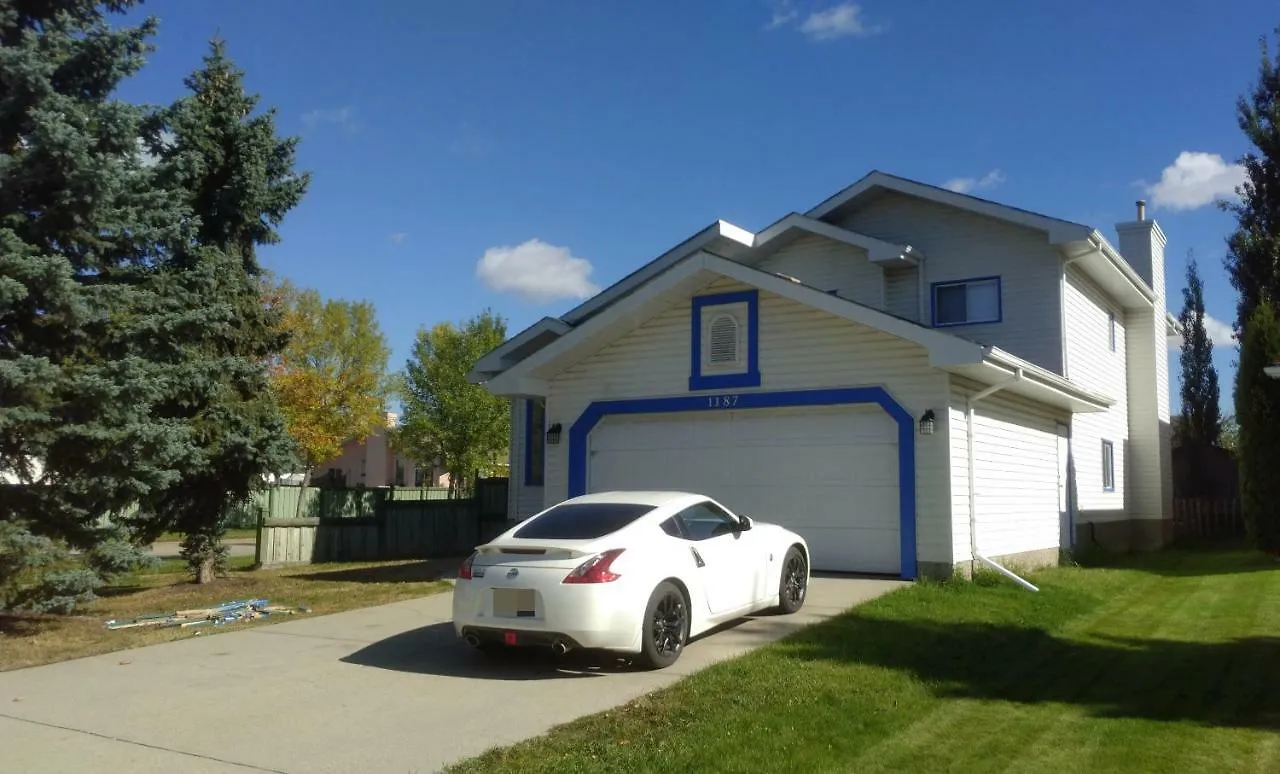 Spacious/Elegant House By West Edmonton Mall